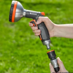 GARDENA Schlauchverbinder 1/2"-5/8" aus Metall mit Wasserstopp