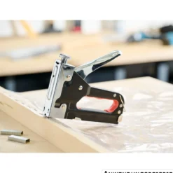 Handtacker 4 - 14 mm mit 200 Klammern 6-8 mm