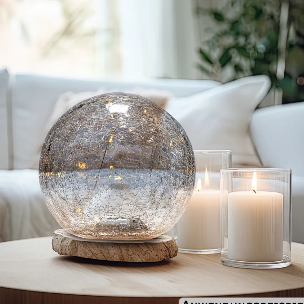 LED-Kugelleuchte Ø 18 cm aus Crashglas mit 14 LEDs