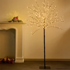 LED-Lichterbaum mit 450 LEDs