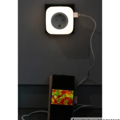 LED-Nachtlicht 3-in-1 mit Dämmerungssensor USB-C USB-A